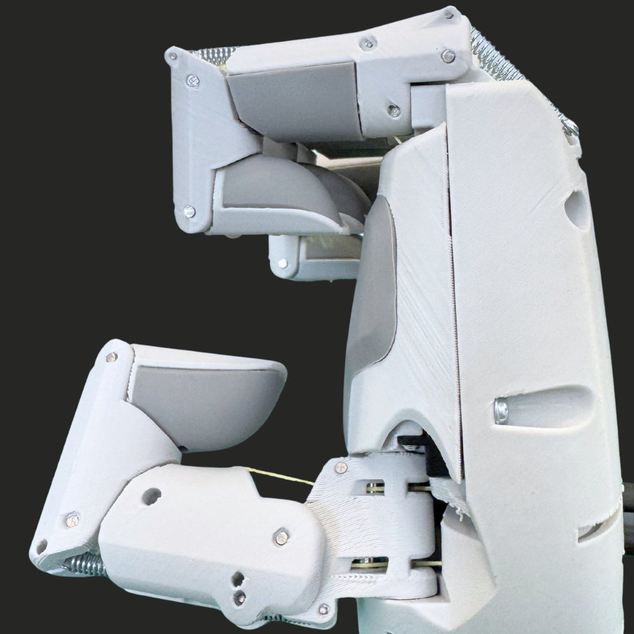 Aero Hand Open - Assembled