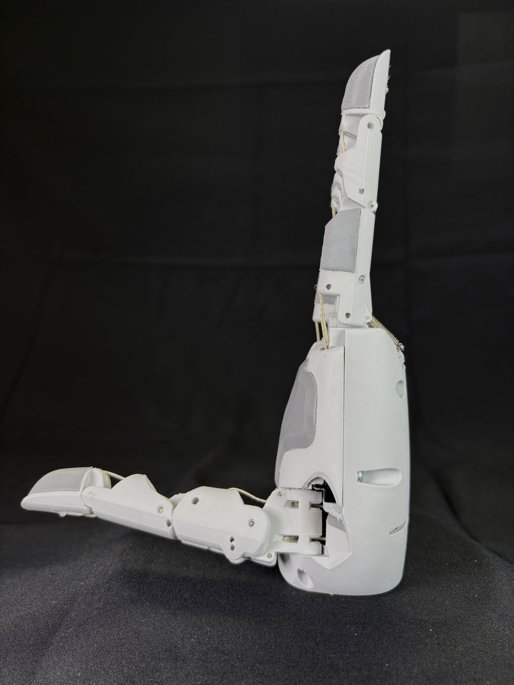 Aero Hand Open - Assembled